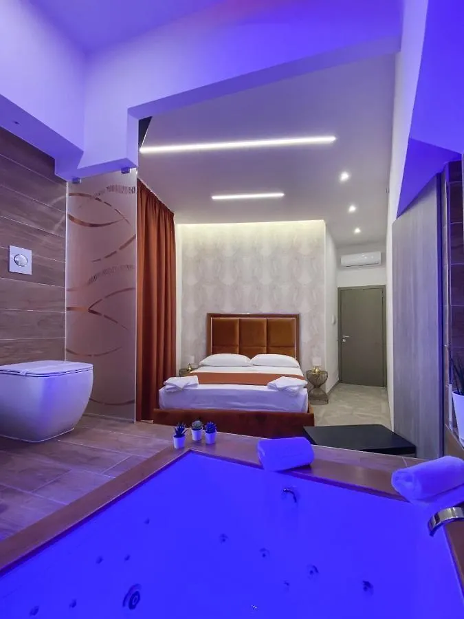 Twin Towers Naples Luxury Bed & Breakfast