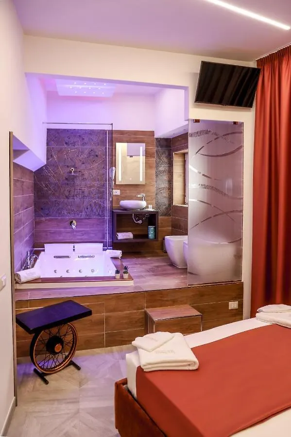 Twin Towers Naples Luxury Bed & Breakfast