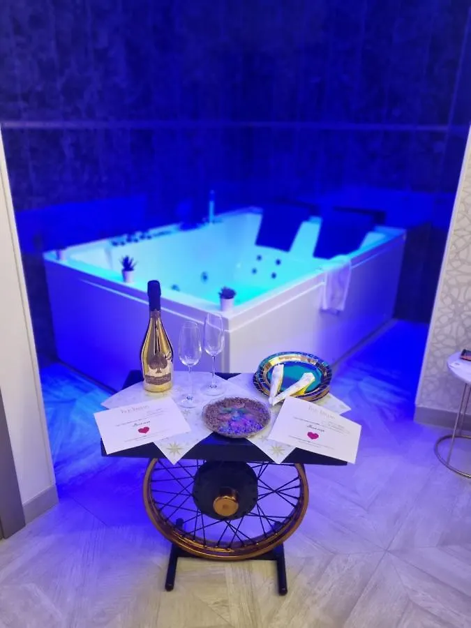 Twin Towers Naples Luxury Bed & Breakfast Italy